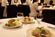 轩逸酒店优质餐饮服务更精彩